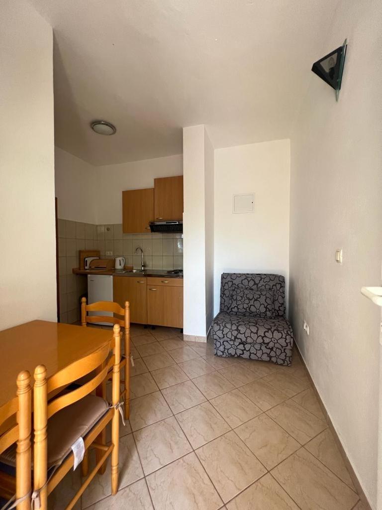 Apartments Paulina Трогир Экстерьер фото