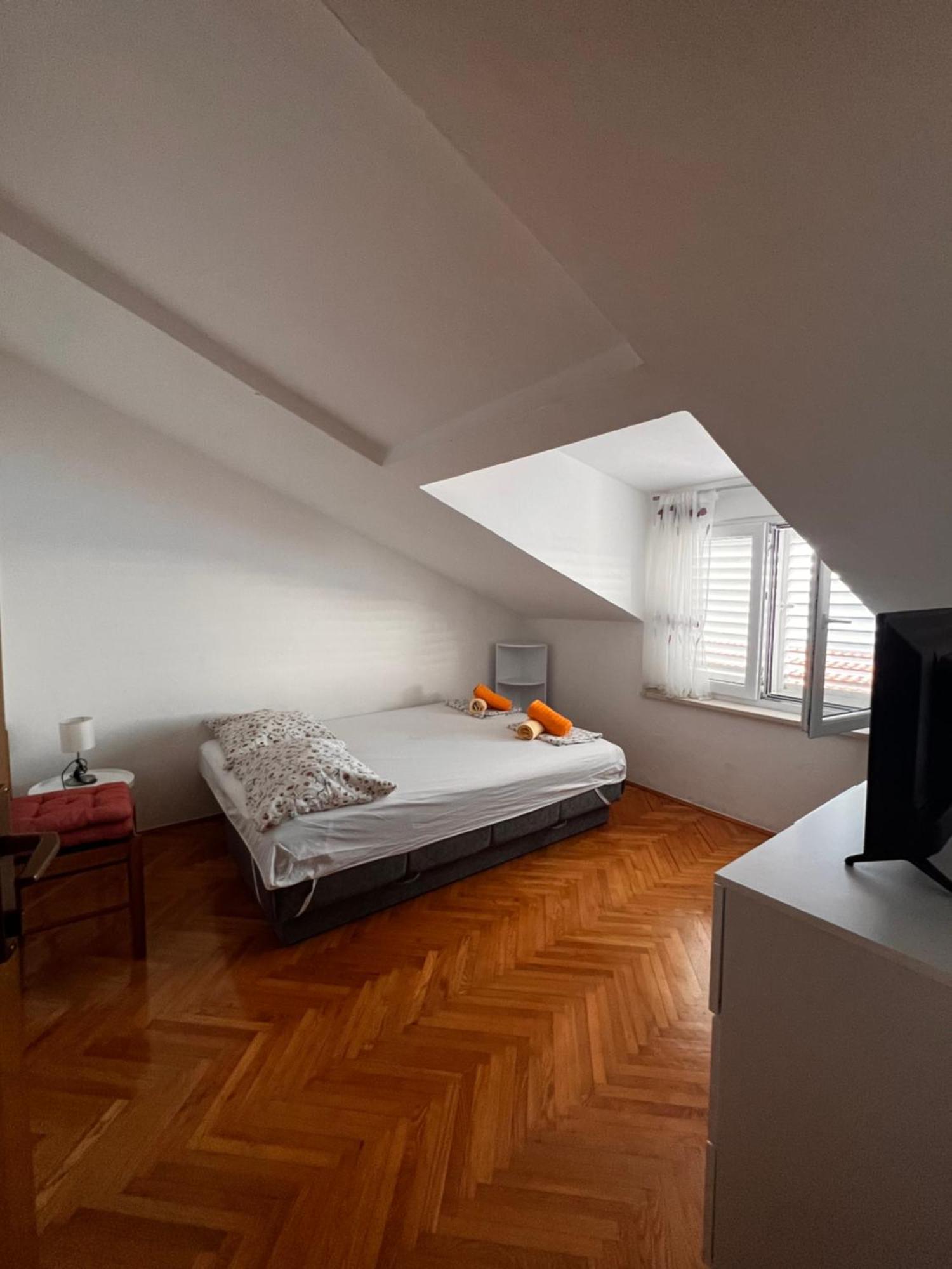 Apartments Paulina Трогир Экстерьер фото